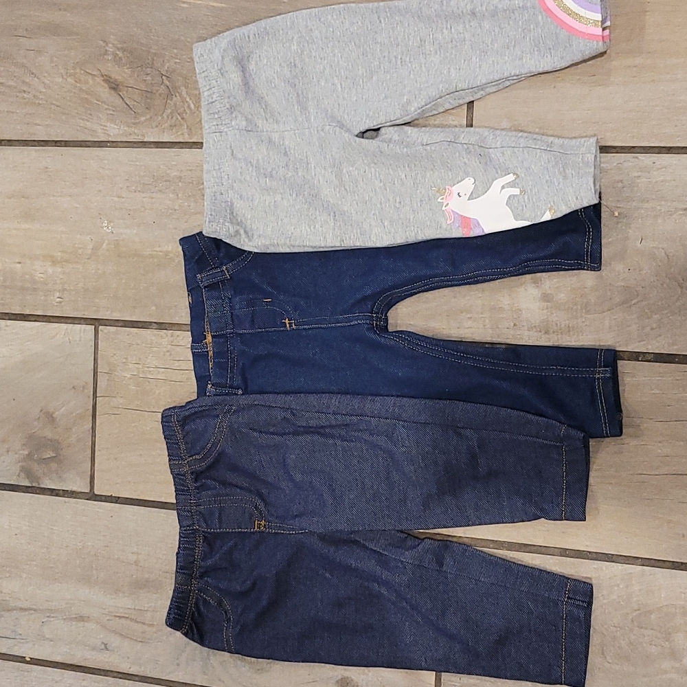 Bundle of 4 Baby Pants (Size 6–9 Months) – Carter’s & Garanimals